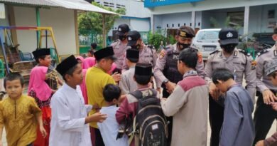 Polres Lampung Tengah Bersama Siswa Latja SPN Polda Lampung Gelar Anjangsana Ke Panti Asuhan Al Marhamah Bandar Jaya