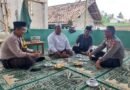 Berikan Bansos, Kasat Binmas Polres Lampung Tengah Soan Ke Ponpes Al-Mansyuriah Seputih Agung